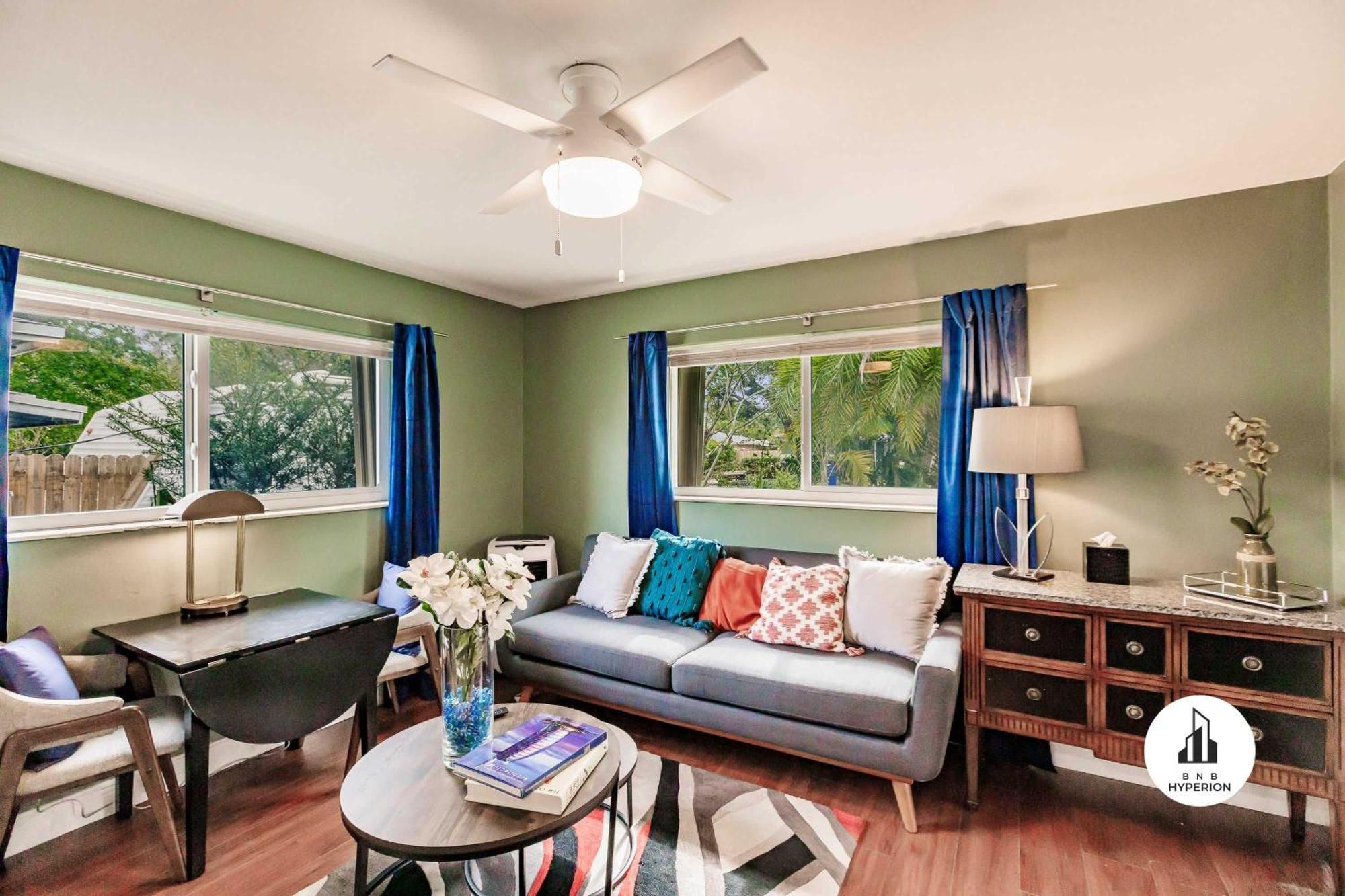 Bnb Hyperion - Updated 1B1B Hideaway - Sleeps 3 Χόλιγουντ Εξωτερικό φωτογραφία